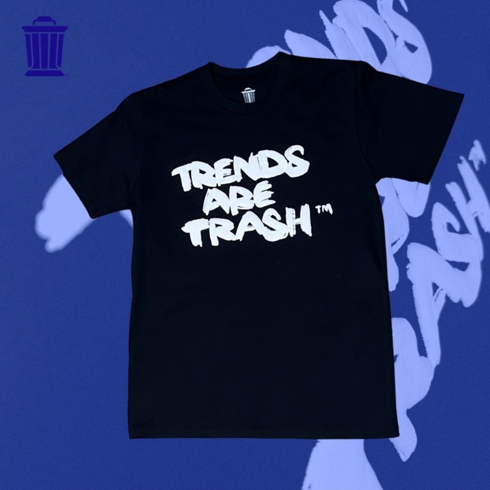Trends Are Trash Main Frame Marshmallow Super Puff NWT XL